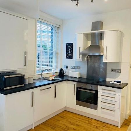 Luxury 2 Bedroom Apartment Marylebone! 런던 외부 사진
